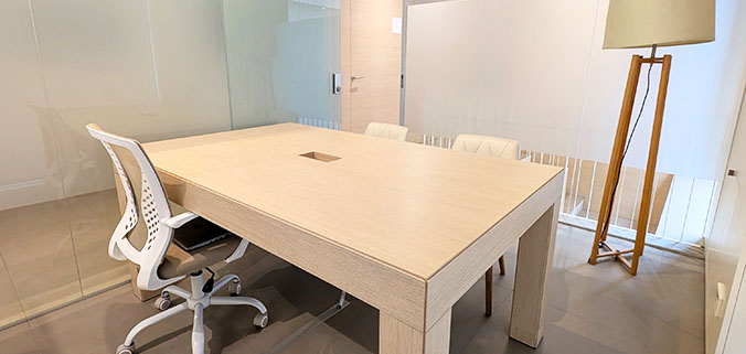 despatx professional a Badalona